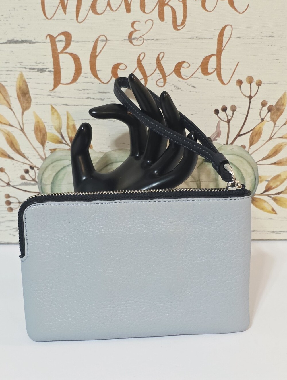 Coach Disney X Coach Corner Zip Wristlet Ursula Motif Ice Blue Multi Rare CC827 - Picture 9 of 15